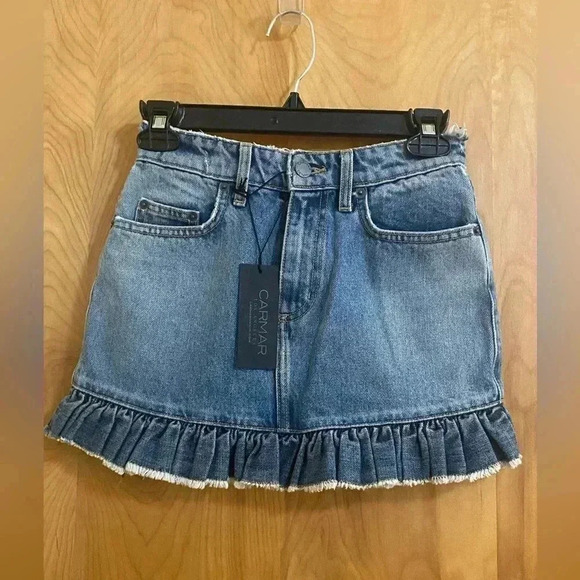 Carmar Virgilia Denim Jean Mini Skirt Size 0 Waist 24 inches NWT - Picture 1 of 15